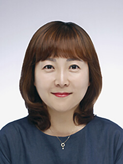 Hyunsook Cho